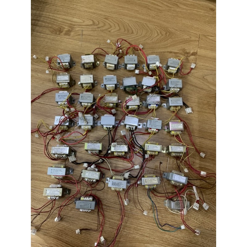 Nguồn 9-12V nuôi mạch time