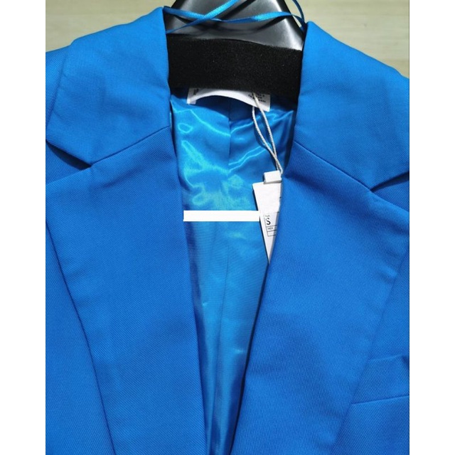 Áo blazer oversize xanh dương MNG