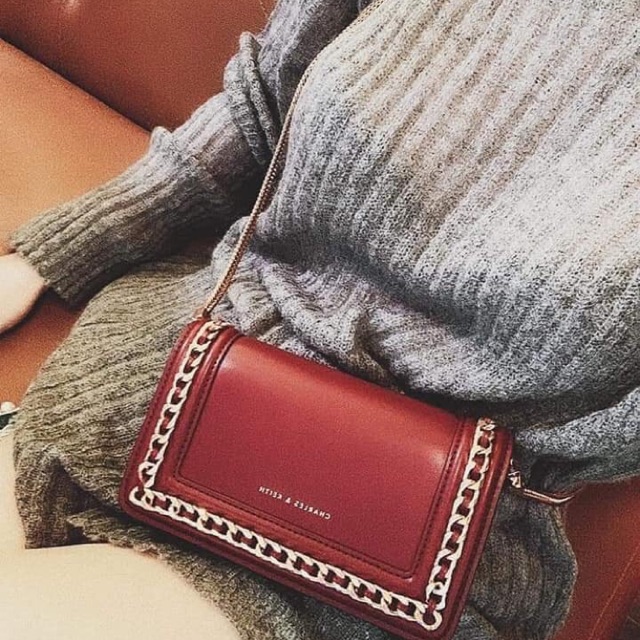 Túi có viền xích