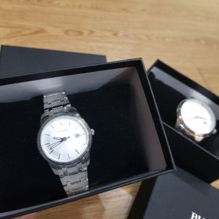 Đồng hồ Buvalo 96M130 Nữ