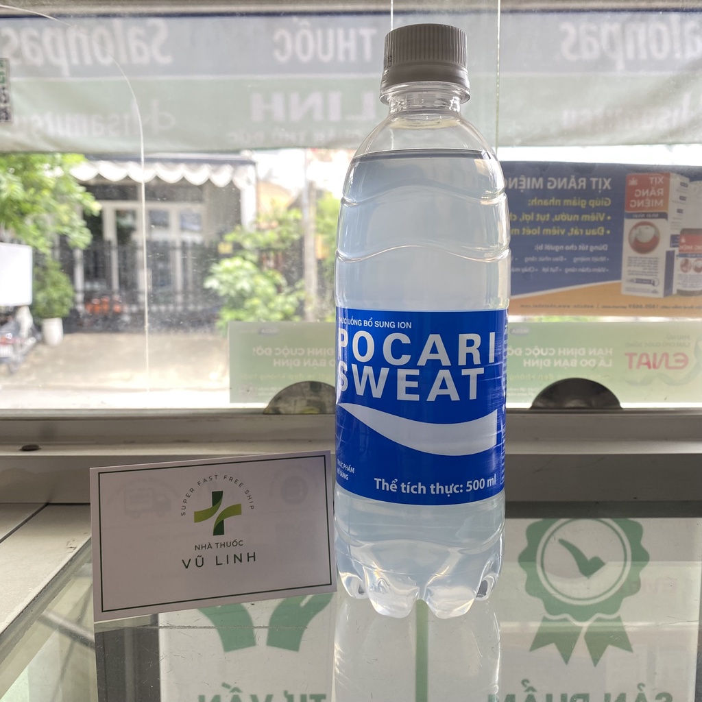 Nước bổ sung sức khoẻ Pocari Sweat chai 500 ml