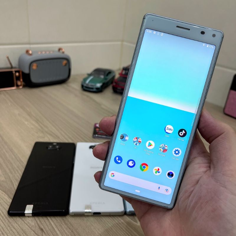 Điện thoại Sony Xperia 8