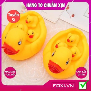 Đồ Chơi Vịt Cao Su Bơi Nước Foxi-Chú Vịt Màu Vàng Phát Ra Âm Thanh Vui Nhộn Trong Bồn Tắm Cho Bé