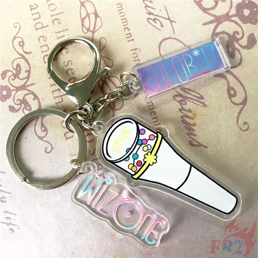 1 Móc Khóa Gắn Hình Nhân Vật Izone: Album Colorxiz