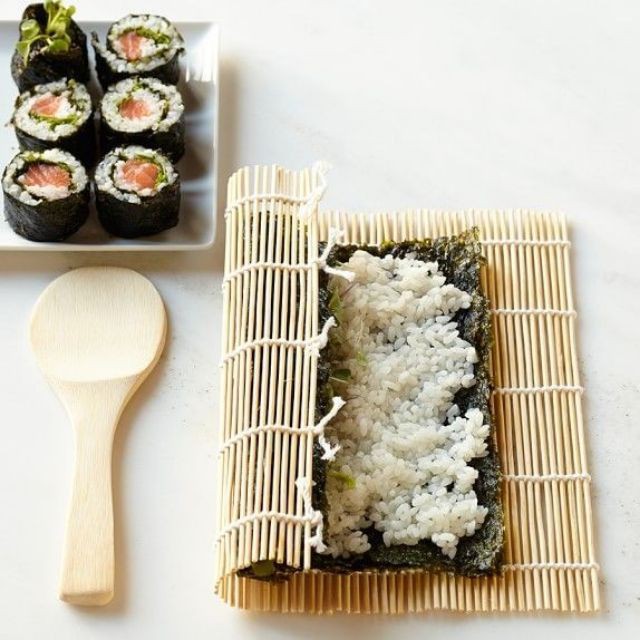 Set mành cuộn và vá múc cơm bằng tre gỗ tự nhiên làm cơm cuộn/ sushi/kimpap