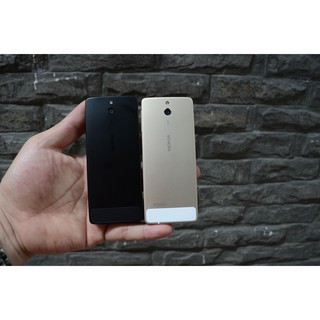 Điện thoại Nokia 515