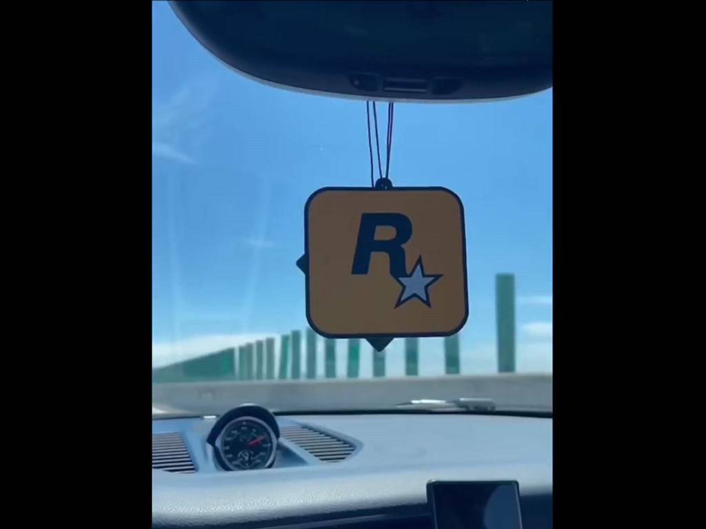 Lá thơm treo xe ôtô cây thơm theo tủ quần áo khử mùi phukienxehoiTH | BigBuy360 - bigbuy360.vn