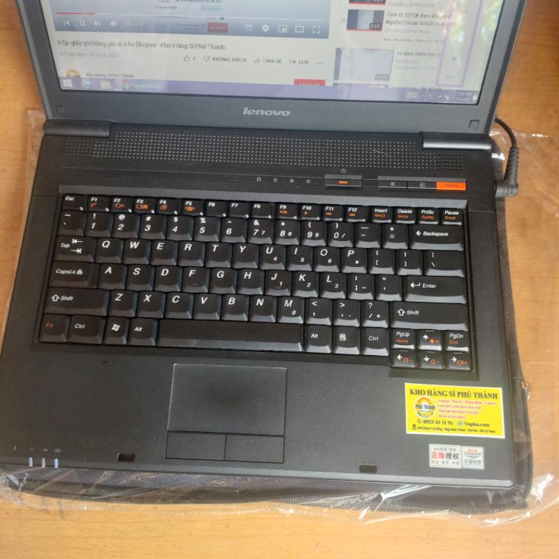 Laptop văn phòng, nghe nhạc xem phim tin tức báo chí lướt web xem giá cả thị trường