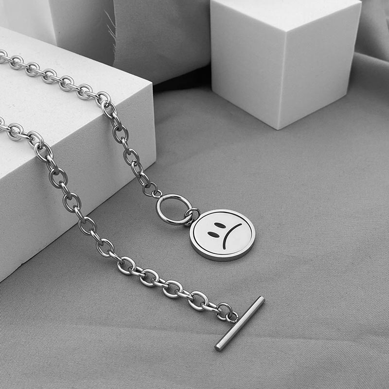 Dây Chuyền Thép Titan Mặt Hình Mặt Cười Hai Mặt Xoay Được 19721 Hợp Thời Trang Phong Cách Hiphop