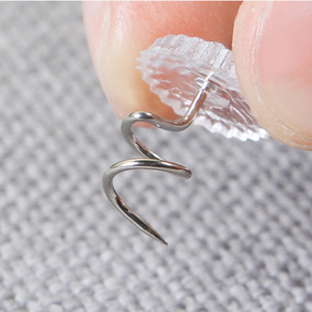 QQMALL Anti-slip Rotates Pincushions Twisted Fixes Sofa Clip