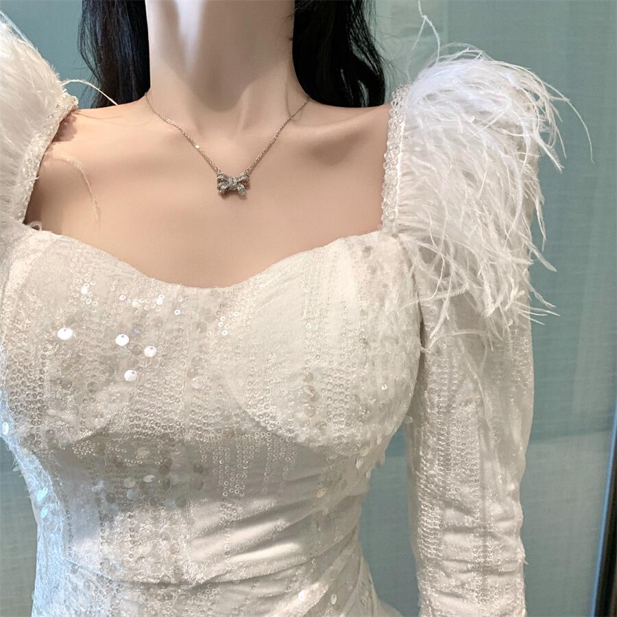 Đầm Váy Thiết Kế Body Ngắn Màu Trắng Phối Lông Vũ Màu Trắng Phong Cách Sang Chảnh Sexy Quyến Rũ Kiểu Mới Dự Tiệc | BigBuy360 - bigbuy360.vn