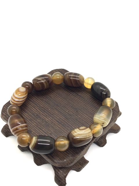 Vòng tay lu thống vân đen thu tài hút lộc