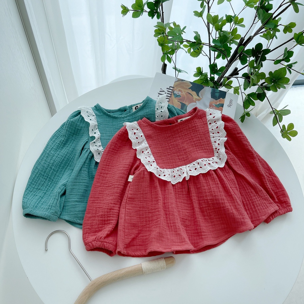 Bộ thu đông dài tay Dewkids cổ đính viền ren trắng vải xô mulin cao cấp cho bé gái