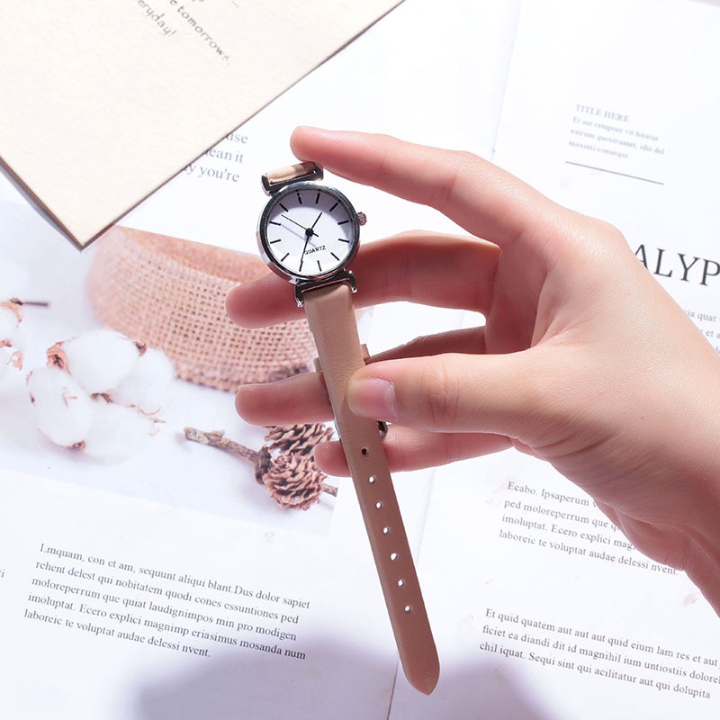 Đồng hồ nữ dây da KS07 mặt tròn nhỏ dây da mềm êm tay, mặt vạch đơn giản | BigBuy360 - bigbuy360.vn