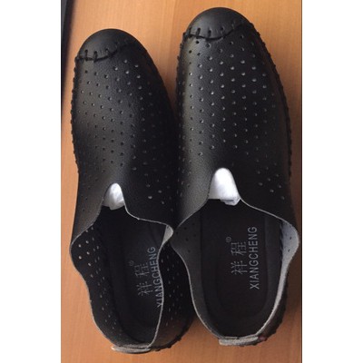 PH113 Giày lười nam đục lỗ siêu êm hàng QCXK | BigBuy360 - bigbuy360.vn