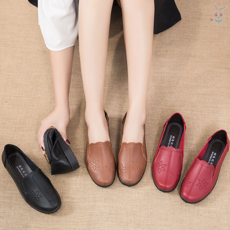Giày Lười Đế Mềm Chống Trượt Thoải Mái Cho Nữ Trung Niên | BigBuy360 - bigbuy360.vn