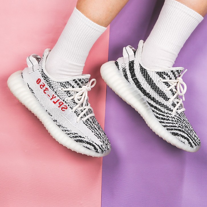 Giày Thể Thao Adidas Yeezy Boost 350v2 Màu Trắng Cp9654