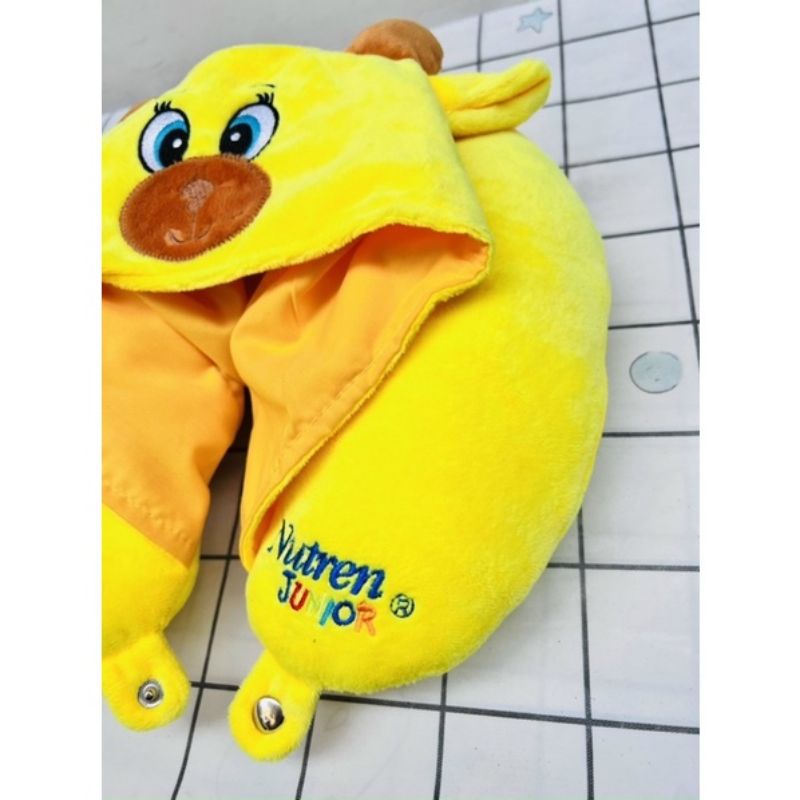 Gối đỡ cổ có mũ cho bé