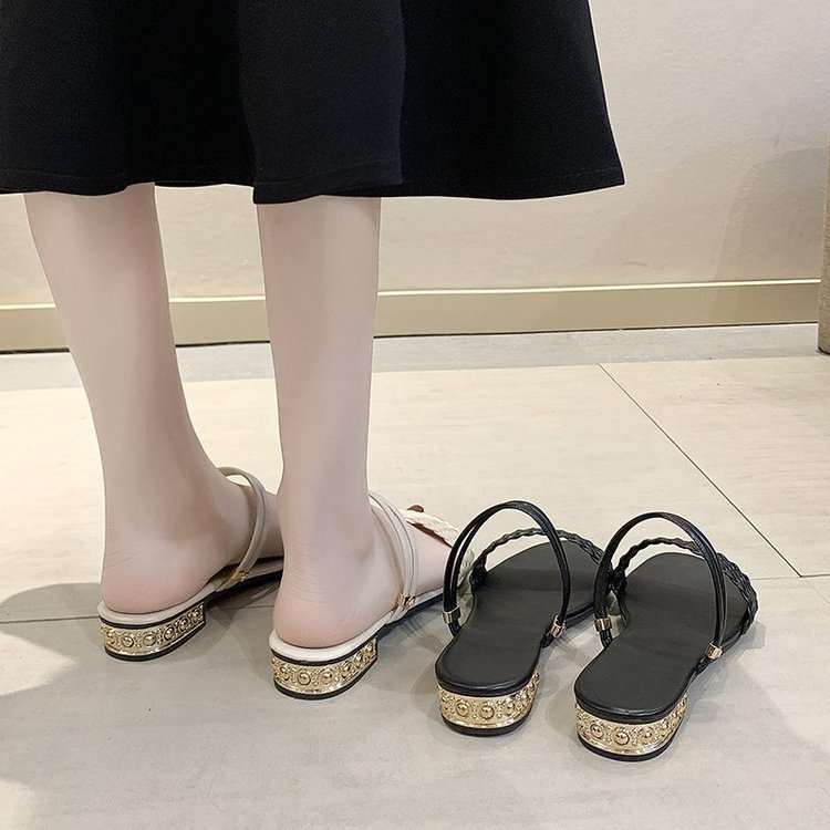 Xăng đan Nữ Hở Ngón Đế Thấp Mũi Tròn Thời Trang | BigBuy360 - bigbuy360.vn