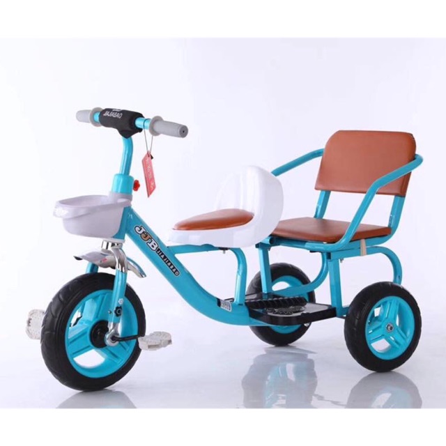 Xe xích lô trẻ em ba bánh