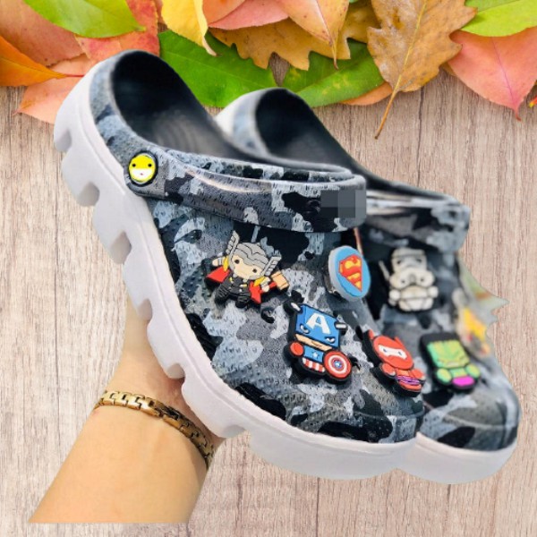 Dép sục Duet Camo quai ngang Xám Đế Trắng - SPORT (Tặng Kèm 12 Jitbitz + Hộp) Dép Nam Nữ