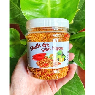 Muối ớt siêu ngon. mlemm mlemm