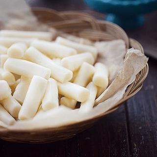 Bánh gạo Hàn Quốc dạng thỏi - Sannadle