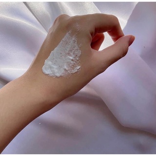 Tẩy tế bào chết Dove Đức