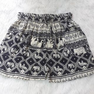 Quần đùi vải tole (lanh)