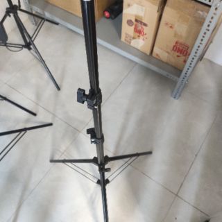 CHÂN ĐÈN LIVE STREAM 2m1 HẠ THẤP NHẤT 65CM