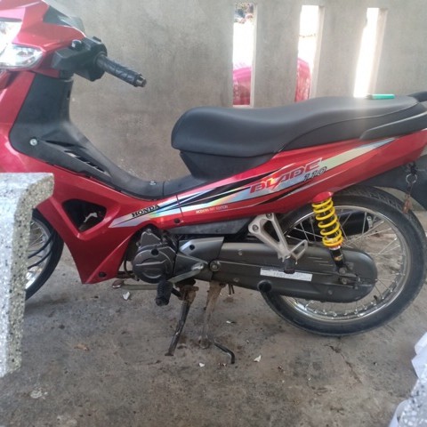 Tem blade đỏ bạc crom