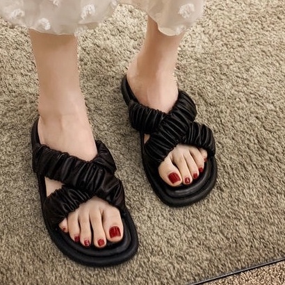 Dép nữ ulzzang quai chéo nhúm bèo 2 màu trắng đen_có sẵn