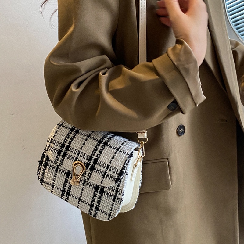 Túi Đeo Vai Họa Tiết Kẻ Sọc Đơn Giản Thời Trang Dành Cho Nữ