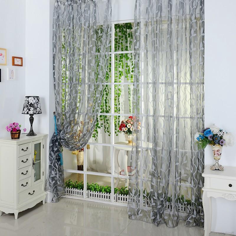 Tấm rèm cửa ,vải voan, in hình chiếc lá, trang trí phòng