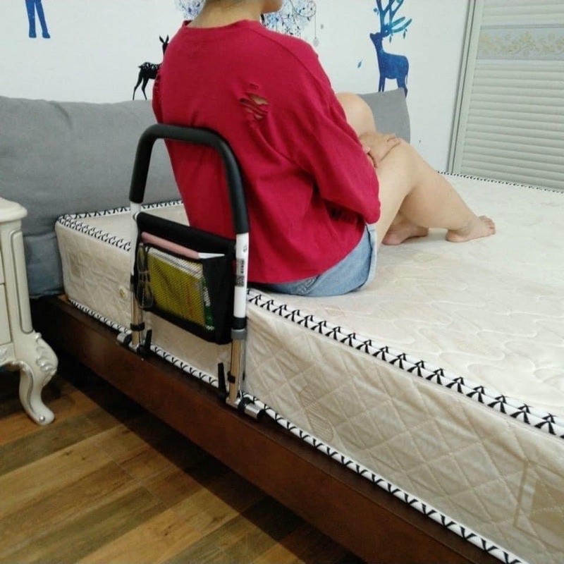 Thanh vịn đầu giường hỗ trợ người già, phụ nữ mang thai- Cáo đeo nơ