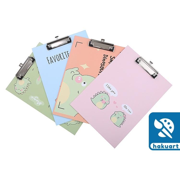 Bảng Kẹp Giấy In Hình Họa Tiết Khủng Long Dễ Thương - Văn Phòng Phẩm Haku