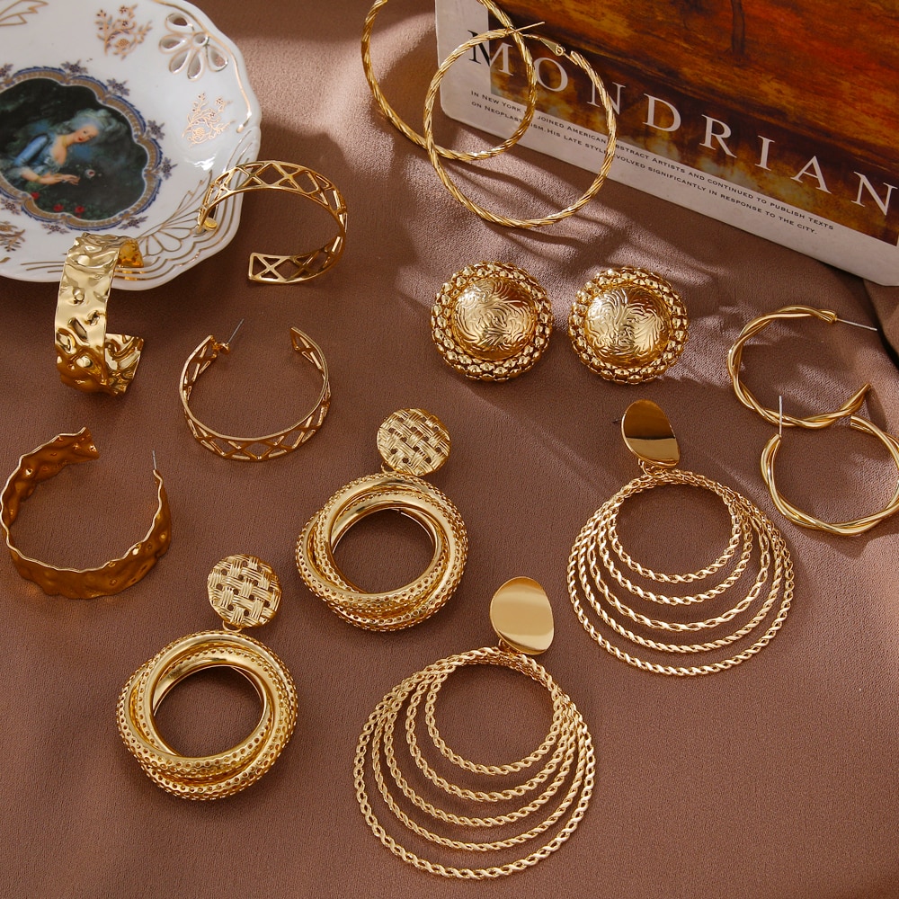 Khuyên tai kim loại phong cách vintage cho nữ