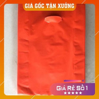 1 chiếc túi đựng hàng đỏ 1k