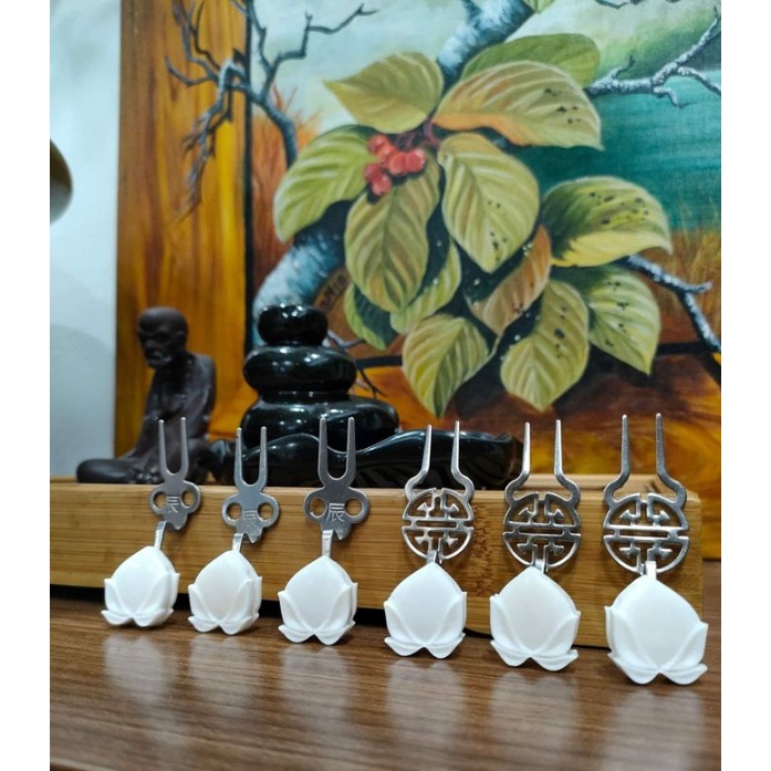 Combo 1 cặp xiên cắm hoa quả đục dáng quả đào chất liệu xương dành cho lồng Khuyên