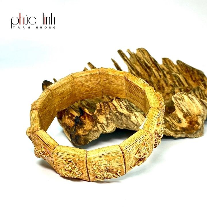 Vòng Tay Trầm Hương Indo 12 Con Giáp PHÚC LINH