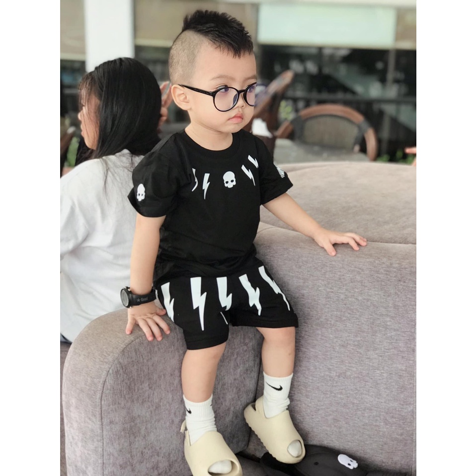 Set bộ quần đùi áo thun bé trai họa tiết tia chớp vải cotton mềm mịn, thoáng mát – Sammy_VN