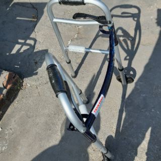 Khung tập đi cao cấp