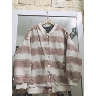 Bomber dạ trần trám siu xinh