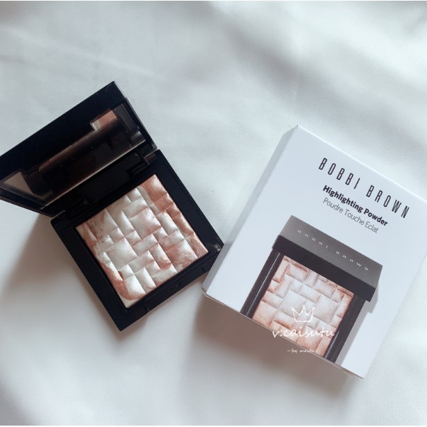 Hộp phấn bắt sáng BOBBI BROWN mini 4g