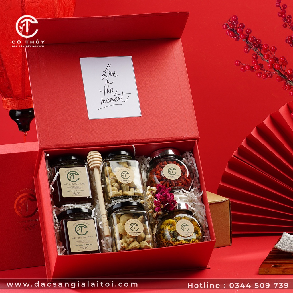 Quà Tặng Hạt Dinh Dưỡng, Mật Ong Và Trà Thảo Mộc - Set Quà Tặng Ý Nghĩa Cho Sức Khỏe