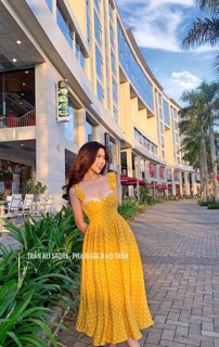 Đầm Maxi Chấm Bi Viền Ren