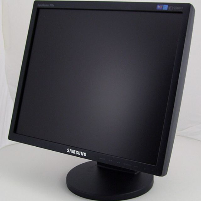 Màn hình 17 in vuông - cực đẹp