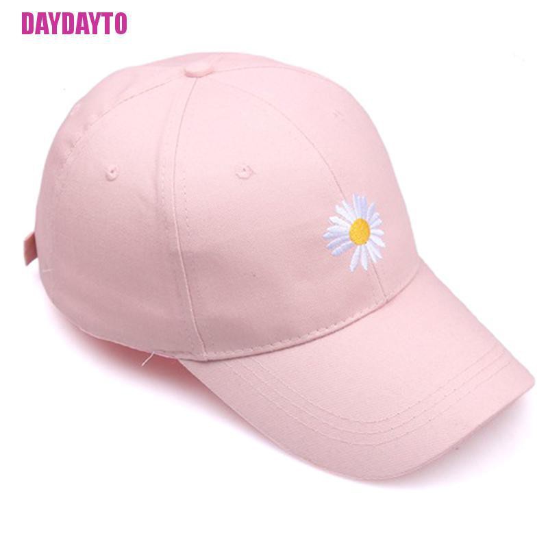 Mũ Lưỡi Trai Thêu Hình Hoa Cúc Dành Cho Nữ