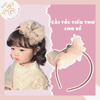 Cài tóc tiểu thư dễ thương cho bé gái phong cách Hàn Quốc