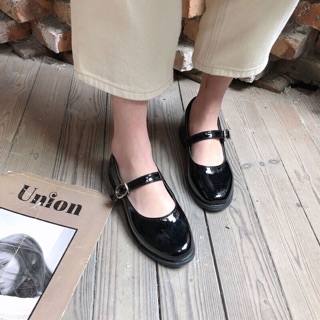 Giày ulzzang quai ngang da bóng